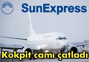 Kokpit camı çatladı geri döndü